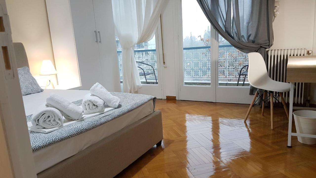 Apricot Apartment - Athens Center, 6 Bd, 2.5 Bath Eksteriør billede