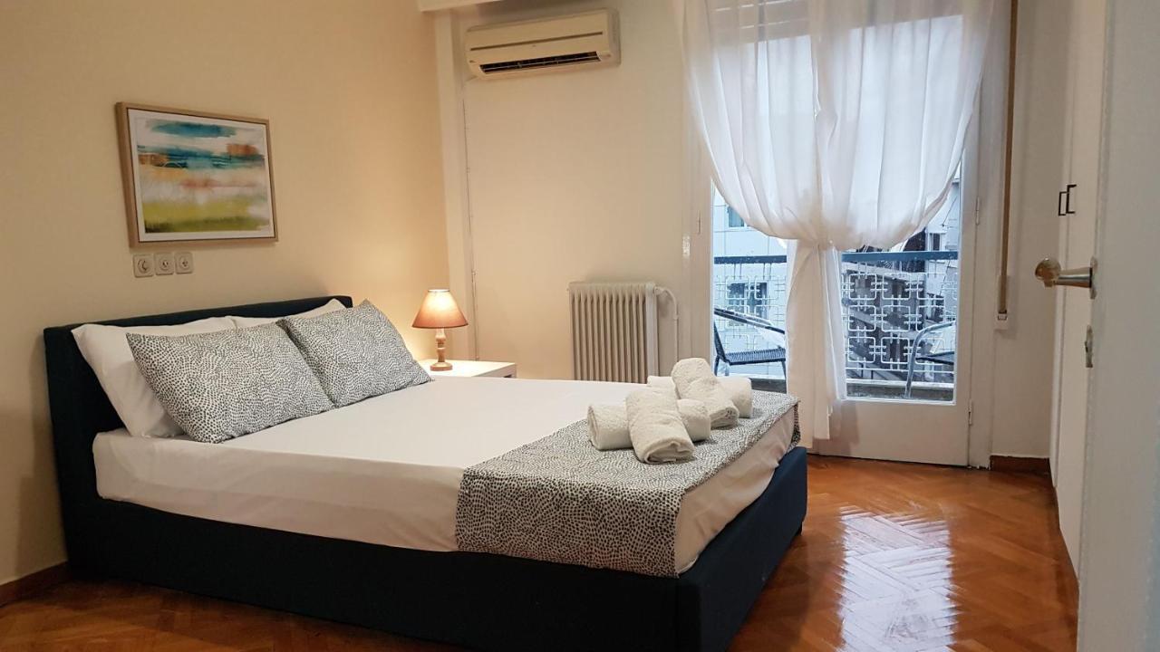 Apricot Apartment - Athens Center, 6 Bd, 2.5 Bath Eksteriør billede